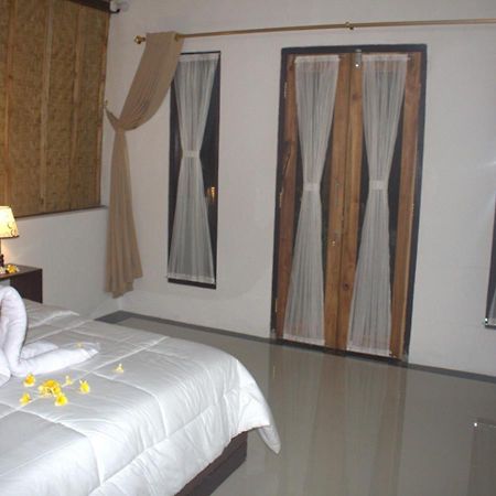 Sebrang Hills Bungalow Ped Bagian luar foto